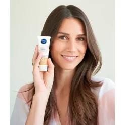 NIVEA Protección Corporal + Facial* Hidratantes Faciales